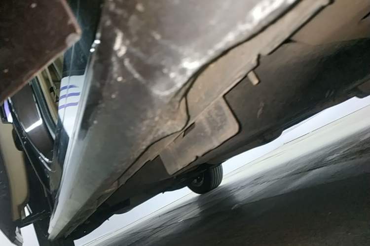 Used Buick GL8 2017 ES 28T Premium Version China V Standard Right Side Sill