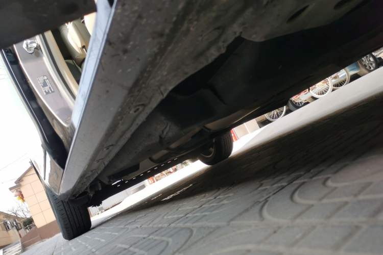 Used Buick GL8 2017 25S Luxury Version China V Standard Right Side Sill