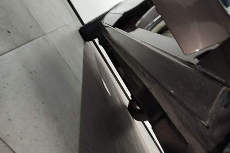 Used Buick GL8 2017 25S Prestige Version China V Standard Right Side Sill