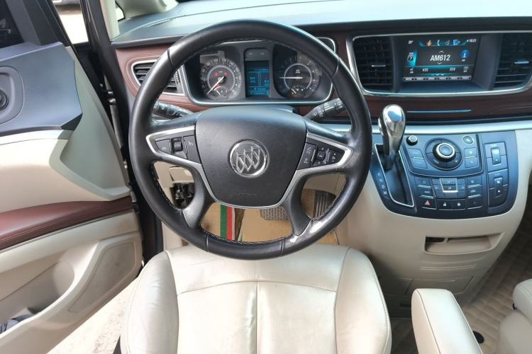 Used Buick GL8 2017 25S Luxury Version China V Standard Steering Wheel