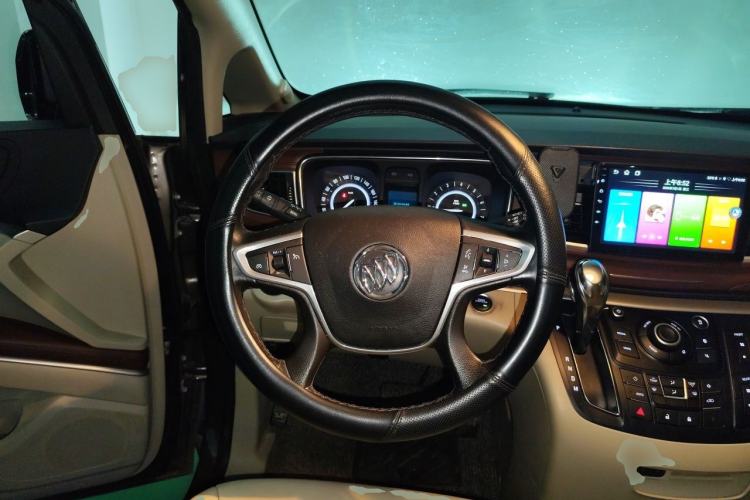 Used Buick GL8 2017 25S Comfort Version China V Standard Steering Wheel