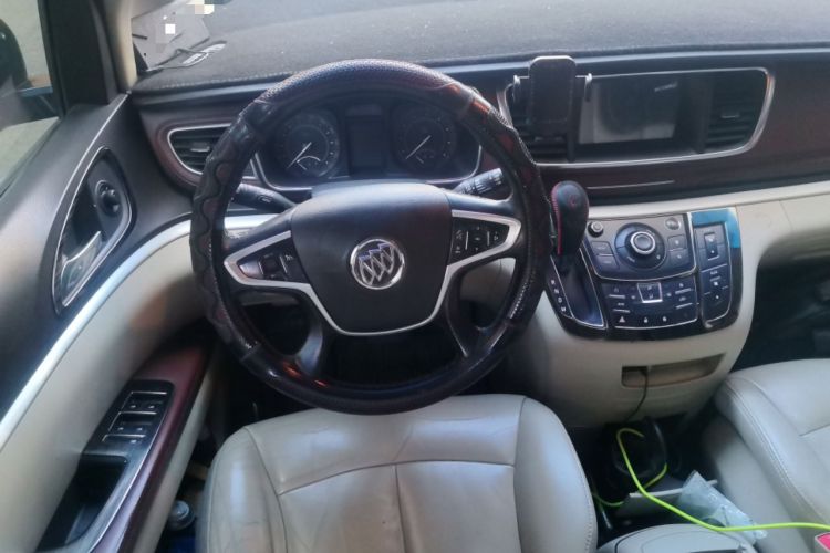 Used Buick GL8 2017 25S Luxury Version China V Standard Steering Wheel