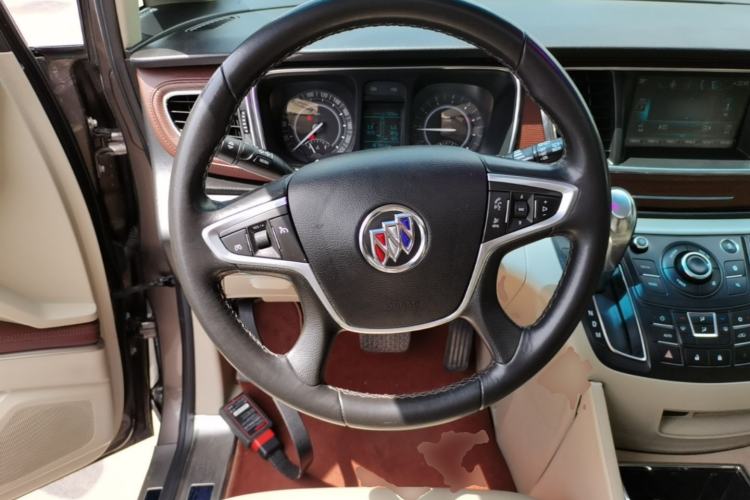 Used Buick GL8 2017 25S Luxury Version China V Standard Steering Wheel