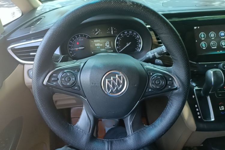 Used Buick GL8 2017 ES 28T Flagship Model China V Standard Steering Wheel