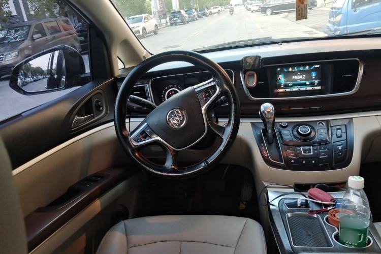 Used Buick GL8 2017 25S Luxury Version China V Standard Steering Wheel
