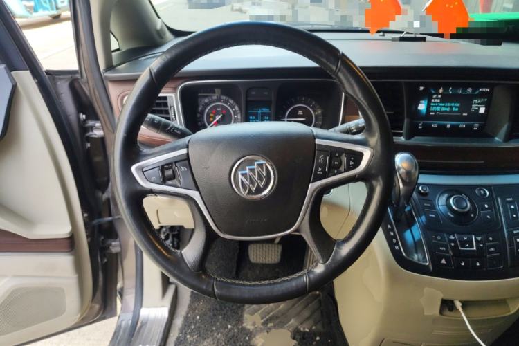 Used Buick GL8 2017 25S Luxury Version China V Standard Steering Wheel