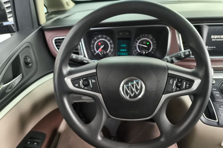Used Buick GL8 2017 25S Comfort Version China V Standard Steering Wheel