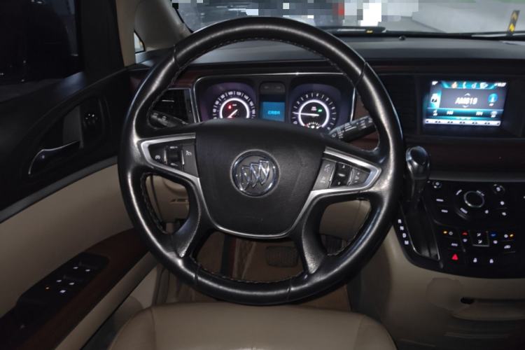 Used Buick GL8 2017 25S Luxury Version China V Standard Steering Wheel