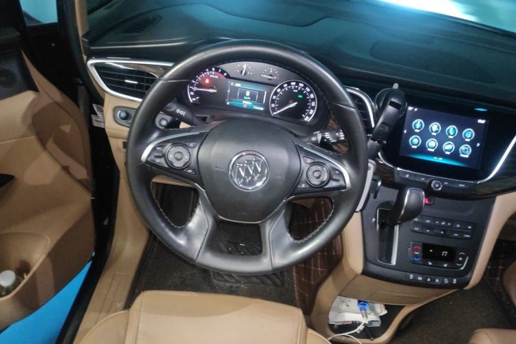 Used Buick GL8 2017 ES 28T Premium Version China V Standard Steering Wheel