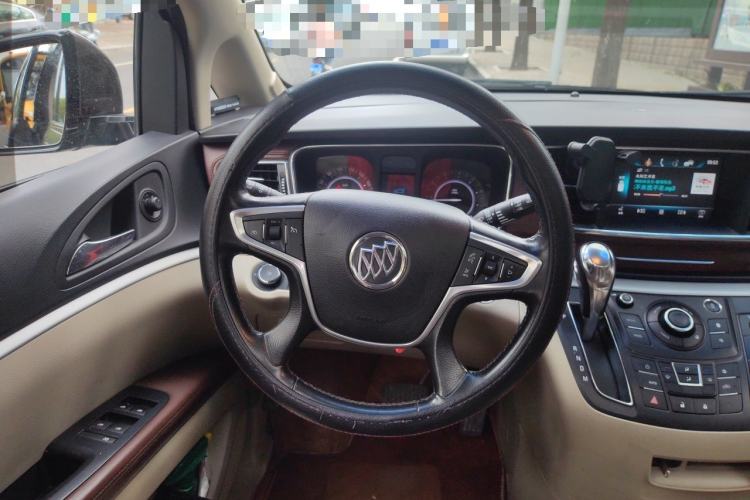 Used Buick GL8 2017 25S Luxury Version China V Standard Steering Wheel