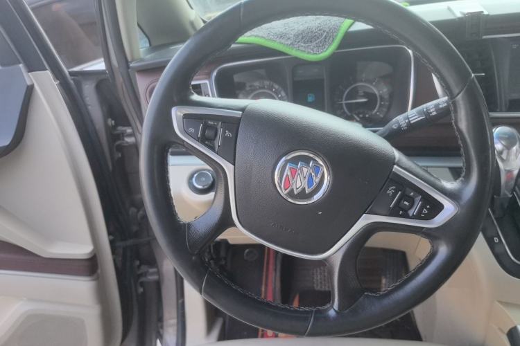 Used Buick GL8 2017 25S Luxury Version China V Standard Steering Wheel