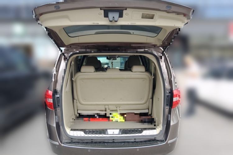 Used Buick GL8 2017 25S Luxury Version China V Standard Trunk