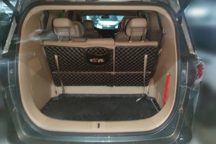 Used Buick GL8 2017 ES 28T Premium Version China V Standard Trunk