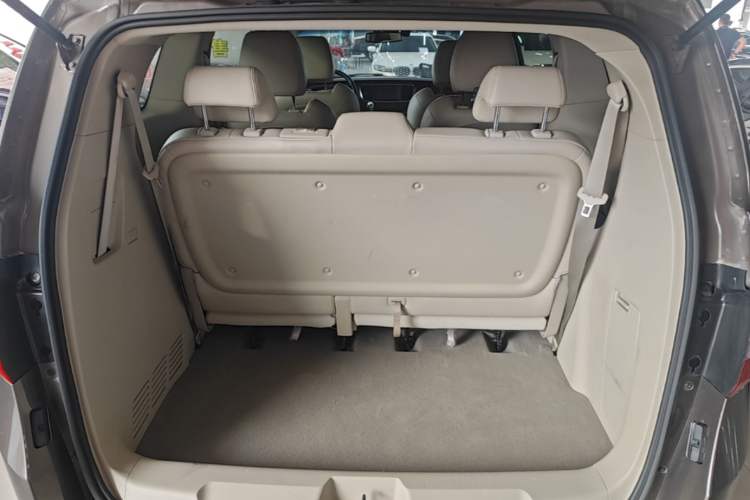 Used Buick GL8 2017 25S Luxury Version China V Standard Trunk