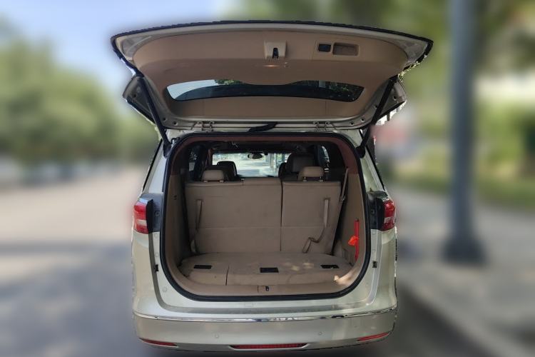 Used Buick GL8 2017 ES 28T Luxury Model China V Standard Trunk
