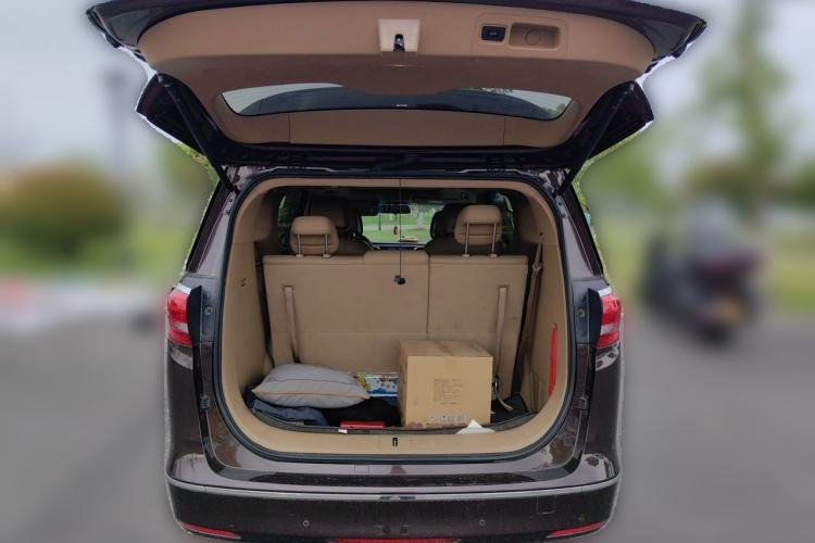 Used Buick GL8 2017 ES 28T Premium Version China V Standard Trunk