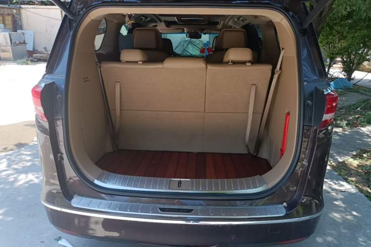 Used Buick GL8 2017 ES 28T Flagship Model China V Standard Trunk