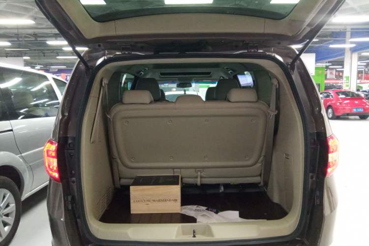 Used Buick GL8 2017 25S Luxury Version China V Standard Trunk