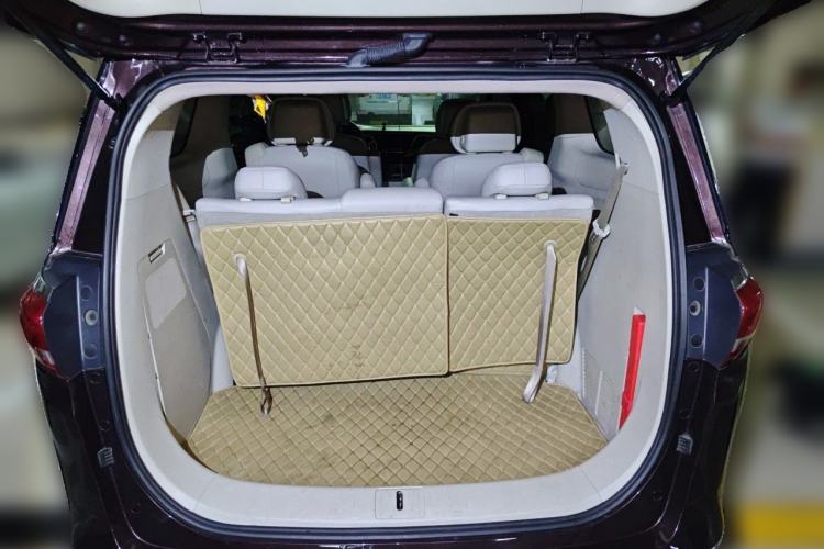 Used Buick GL8 2017 ES 28T Comfort Model China V Standard Trunk