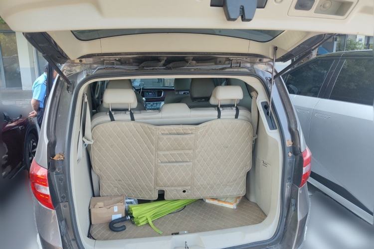 Used Buick GL8 2017 25S Prestige Version China V Standard Trunk