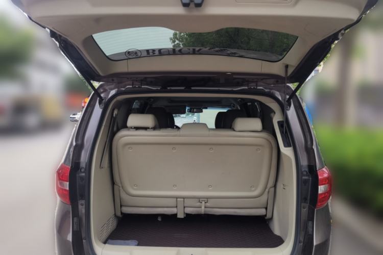 Used Buick GL8 2017 25S Prestige Version China V Standard Trunk