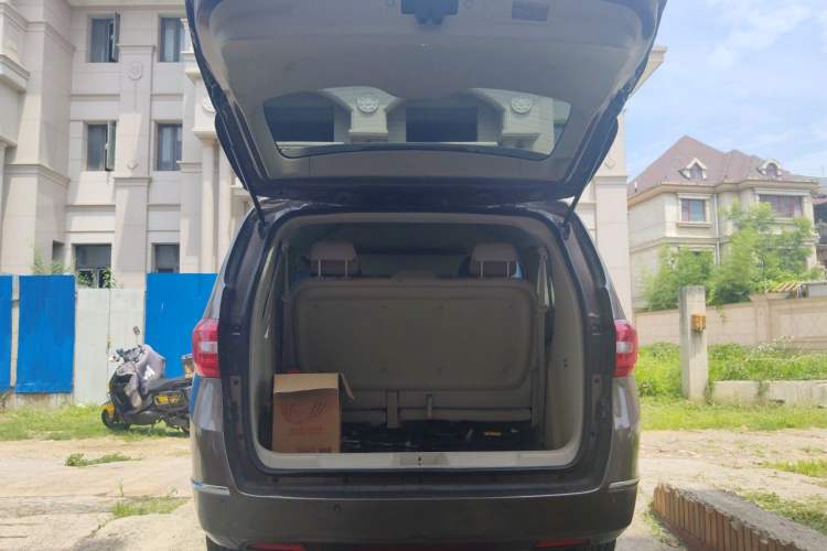 Used Buick GL8 2017 25S Comfort Version China V Standard Trunk