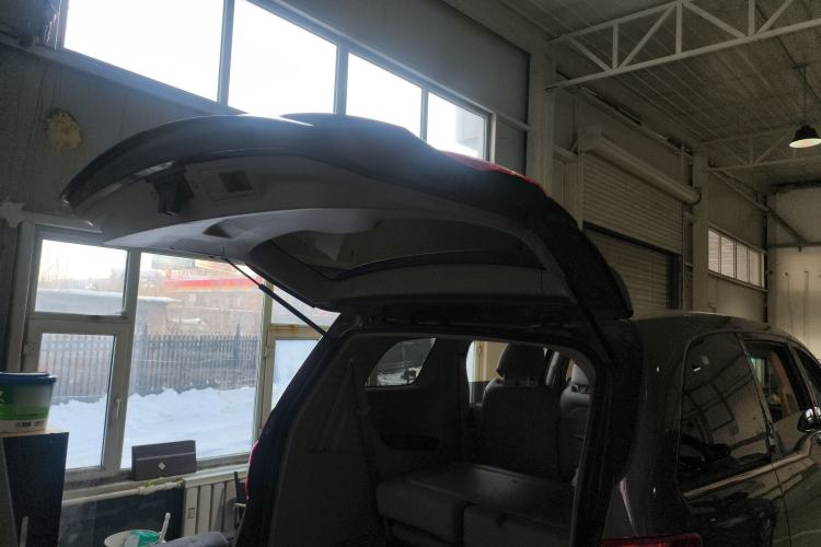 Used Buick GL8 2017 25S Comfort Version China V Standard Trunk