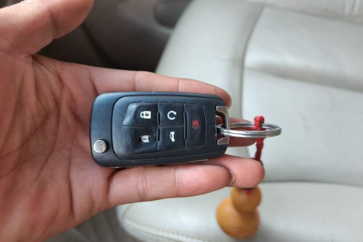 Used Buick GL8 2017 25S Luxury Version China V Standard Vehicle Key