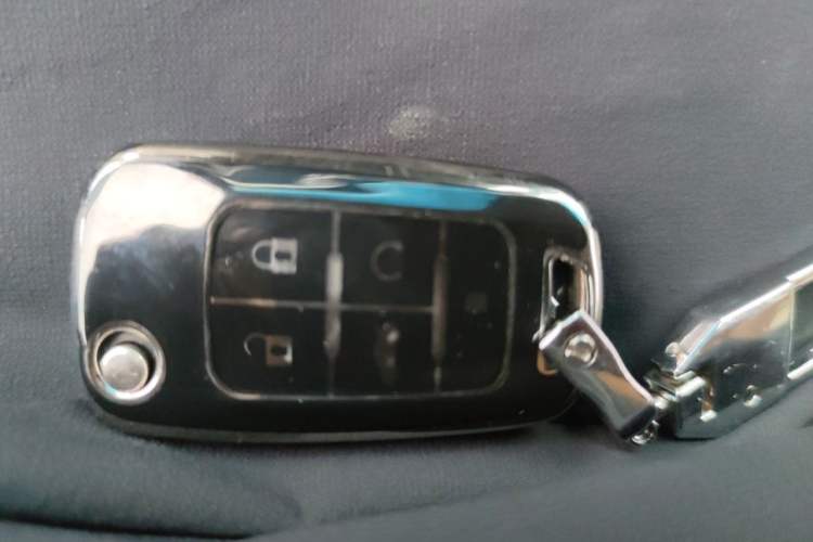 Used Buick GL8 2017 25S Prestige Version China V Standard Vehicle Key