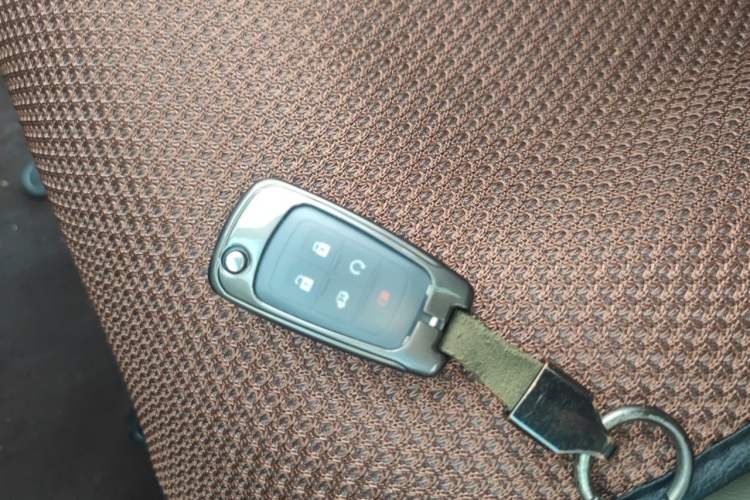 Used Buick GL8 2017 25S Luxury Version China V Standard Vehicle Key