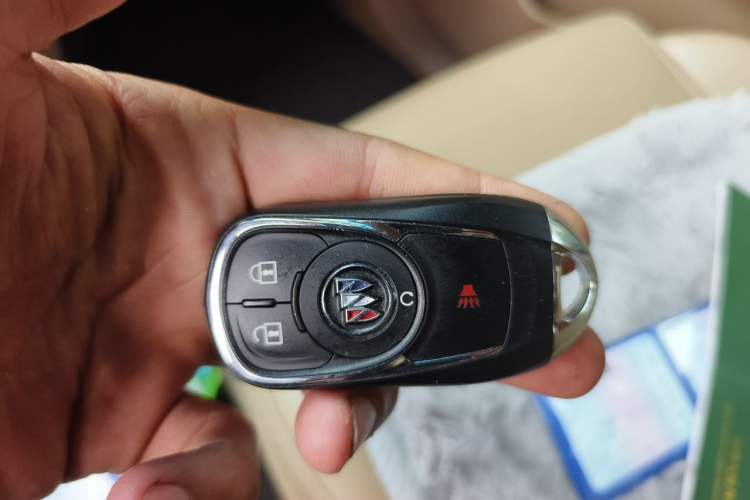 Used Buick GL8 2017 ES 28T Premium Version China V Standard Vehicle Key