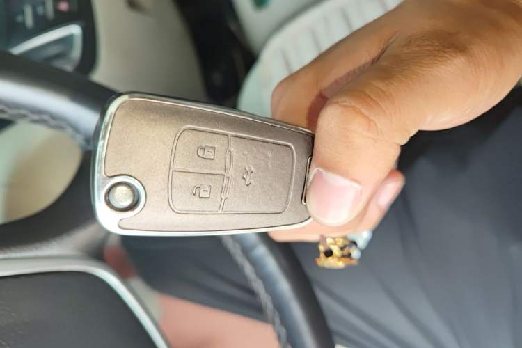 Used Buick GL8 2017 25S Comfort Version China V Standard Vehicle Key
