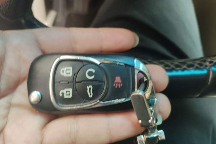 Used Buick GL8 2017 25S Luxury Version China V Standard Vehicle Key