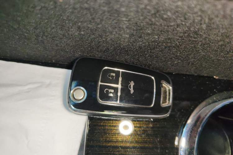 Used Buick GL8 2017 25S Comfort Version China V Standard Vehicle Key