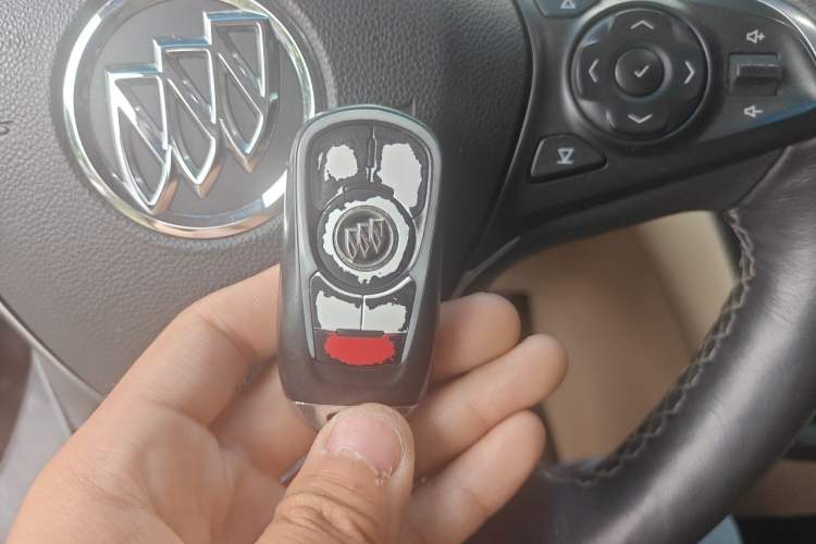 Used Buick GL8 2017 ES 28T Flagship Model China V Standard Vehicle Key