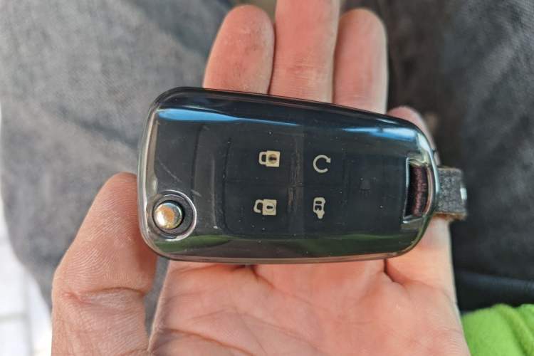 Used Buick GL8 2017 25S Prestige Version China V Standard Vehicle Key