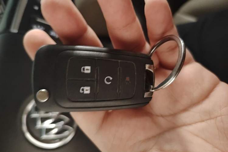 Used Buick GL8 2017 25S Comfort Version China V Standard Vehicle Key