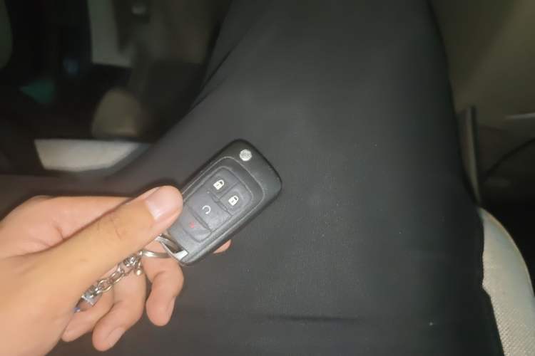 Used Buick GL8 2017 25S Comfort Version China V Standard Vehicle Key