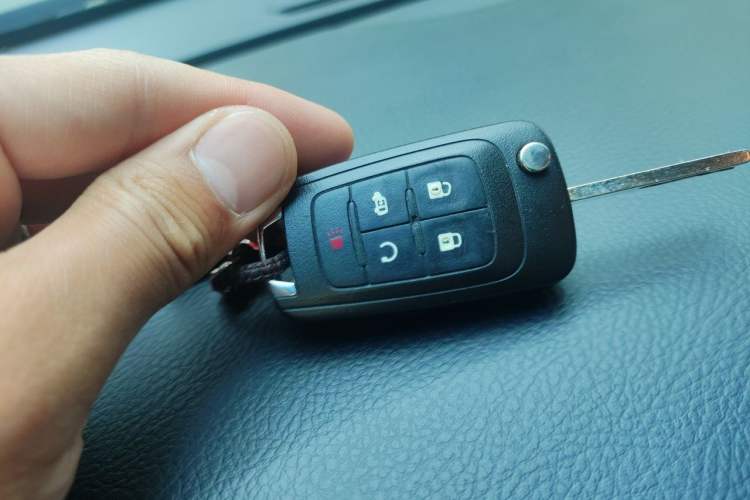 Used Buick GL8 2017 25S Luxury Version China V Standard Vehicle Key