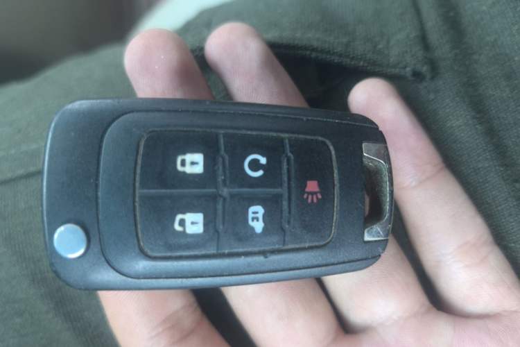 Used Buick GL8 2017 25S Luxury Version China V Standard Vehicle Key