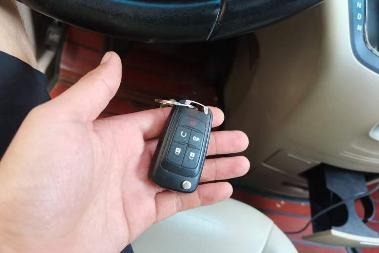 Used Buick GL8 2017 25S Luxury Version China V Standard Vehicle Key