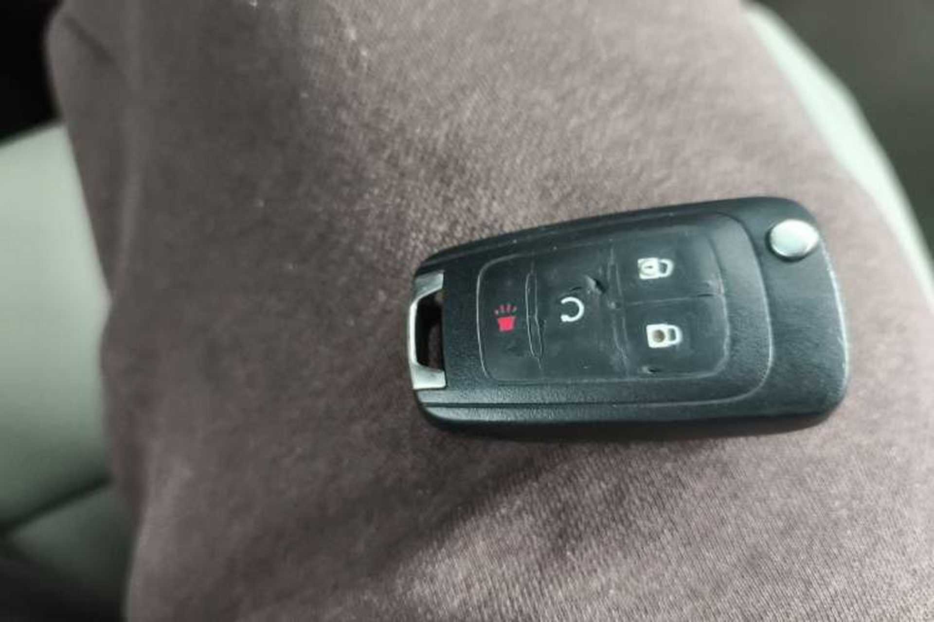Used Buick GL8 2017 25S Comfort Version China V Standard Vehicle Key