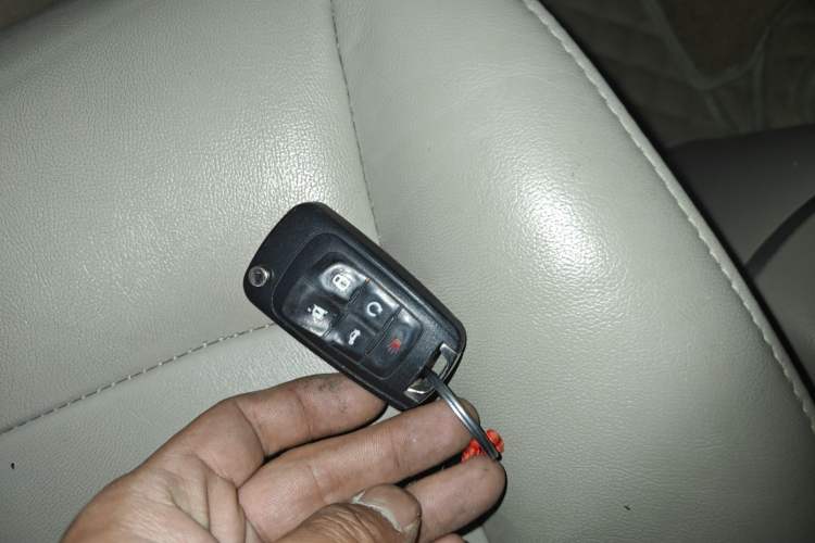Used Buick GL8 2017 25S Luxury Version China V Standard Vehicle Key