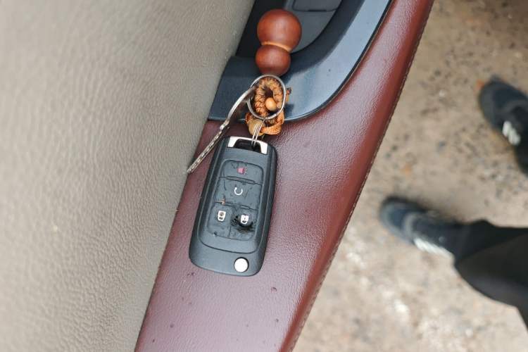 Used Buick GL8 2017 25S Comfort Version China V Standard Vehicle Key
