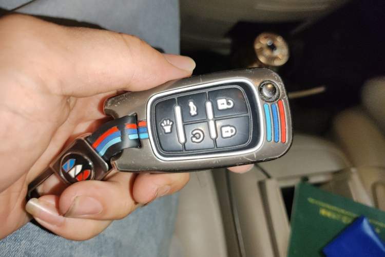 Used Buick GL8 2017 25S Prestige Version China V Standard Vehicle Key
