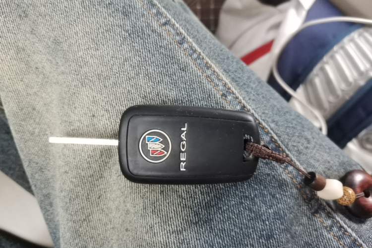 Used Buick GL8 2017 25S Luxury Version China V Standard Vehicle Key