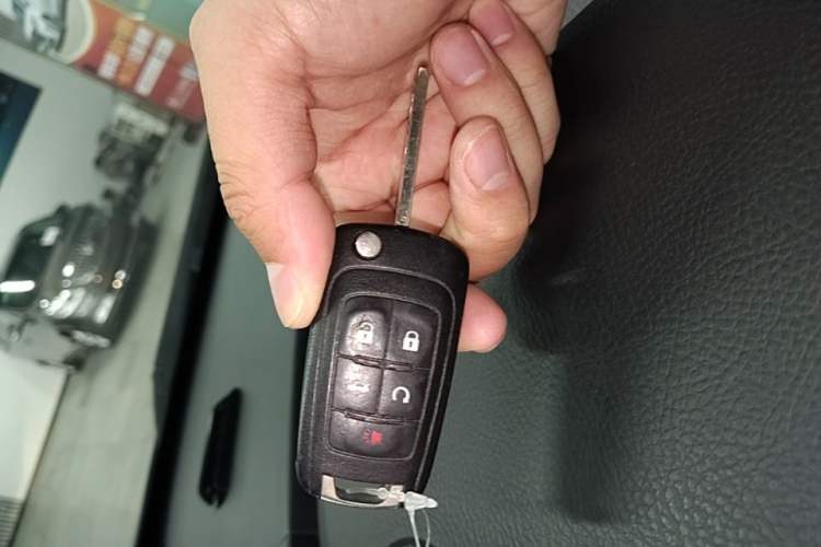 Used Buick GL8 2017 25S Prestige Version China V Standard Vehicle Key