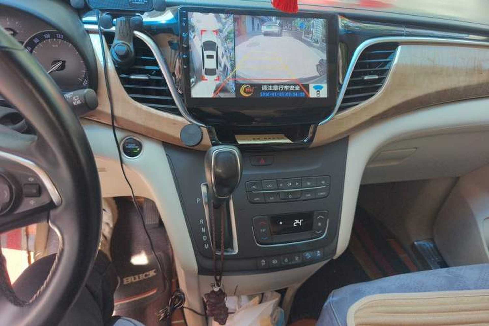 Used Buick GL8 2017 ES 28T Comfort Model China V Standard Audio And AC Panel