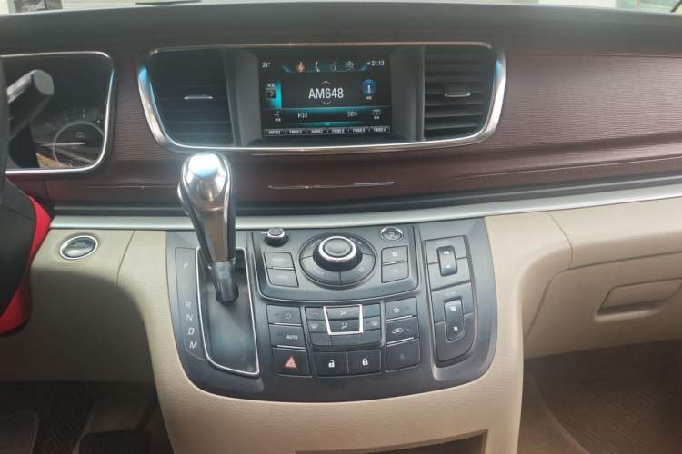 Used Buick GL8 2017 25S Comfort Version China V Standard Audio And AC Panel