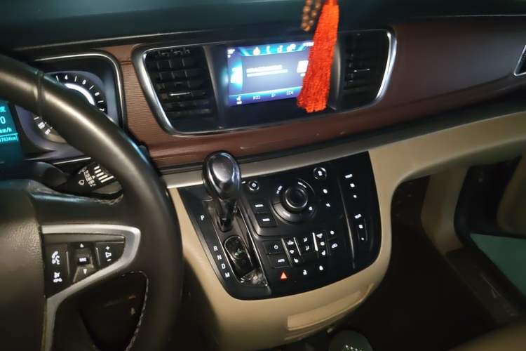 Used Buick GL8 2017 25S Prestige Version China V Standard Audio And AC Panel